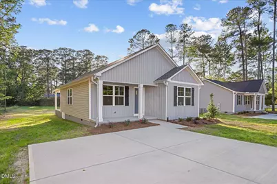 303 N West Street, Roseboro, NC 28382 - Photo 3
