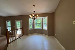 1523 Middle Ridge Dr, Willow Springs, NC 27592 - Photo 5