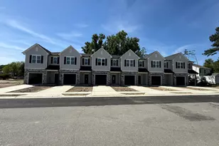504 S Ryals St, Benson, NC 27504 - Photo 1