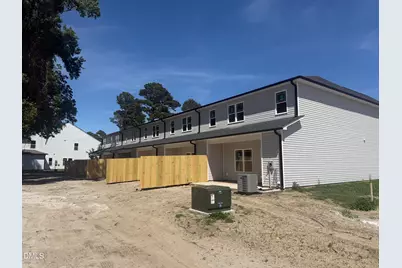 504 S Ryals Street, Benson, NC 27504 - Photo 3