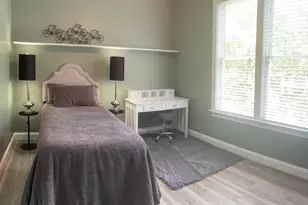 1130 Parkridge Ln, Raleigh, NC 27605 - Photo 13