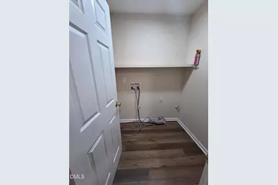 906 W Chatham Street, Cary, NC 27511 - Photo 11