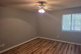 902 W Chatham St, Cary, NC 27511 - Photo 7