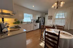 807 Palmetto Dr, Cary, NC 27511 - Photo 7
