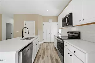 334 Chartres St, Fuquay Varina, NC 27526 - Photo 7