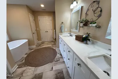 8909 Breeland Way, Raleigh, NC 27613 - Photo 41