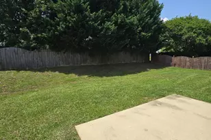 2330 Lazy River Dr, Raleigh, NC 27610 - Photo 5