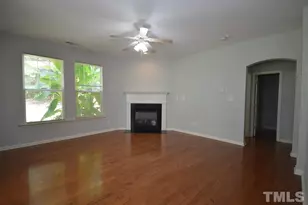 1507 Hinchliff Ct, Fuquay-Varina, NC 27526 - Photo 7