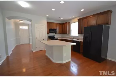 1507 Hinchliff Court, Fuquay-Varina, NC 27526 - Photo 5