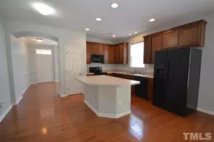 1507 Hinchliff Ct, Fuquay-Varina, NC 27526 - Photo 5