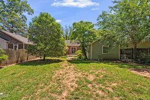 113 E Whitaker Mill Rd, Raleigh, NC 27608 - Photo 33