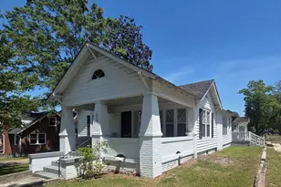 317 S 4th St, Smithfield, NC 27577 - Photo 3