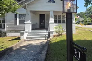 317 S 4th St, Smithfield, NC 27577 - Photo 5