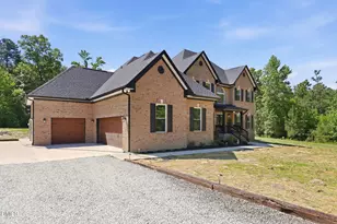 320 Willow Oak Ct, Cameron, NC 28326 - Photo 3