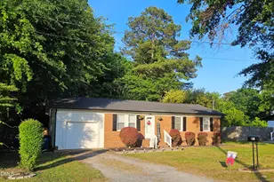 801 S Sampson Ave, Dunn, NC 28334 - Photo 1