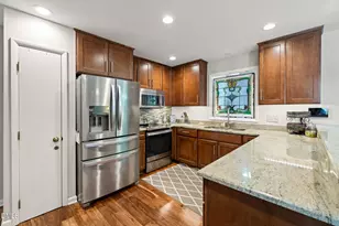 6921 Spring Dr, Raleigh, NC 27613 - Photo 11