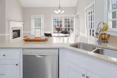 102 Blackford Court, Durham, NC 27712 - Photo 7