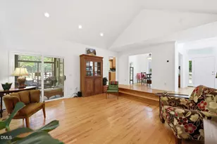 215 E Deer Run, Apex, NC 27523 - Photo 9