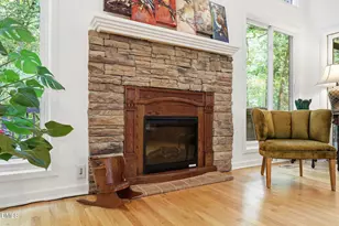 215 E Deer Run, Apex, NC 27523 - Photo 9