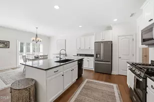 32 Kenilworth St, Clayton, NC 27527 - Photo 7