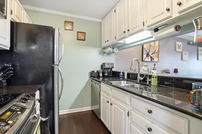 700 Bishops Park #306, Raleigh, NC 27605 - Photo 13
