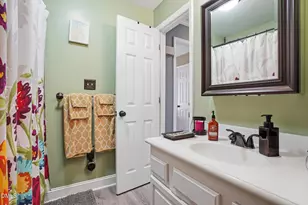 700 Bishops Park, Raleigh, NC 27605 - Photo 21