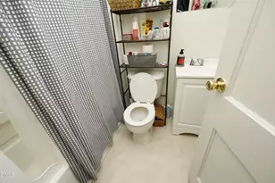 822 Clarendon St, Durham, NC 27705 - Photo 3