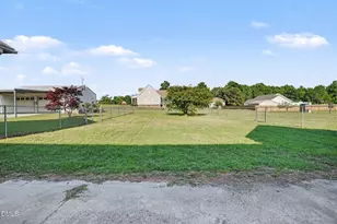 1025 Long Branch Rd, Smithfield, NC 27577 - Photo 33