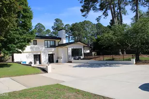 1607 Lake Shore Dr, Dunn, NC 28334 - Photo 13