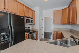 104 Cale Dr, Burlington, NC 27215 - Photo 17