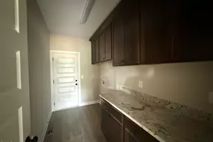 193 Royal Ave, Selma, NC 27576 - Photo 5