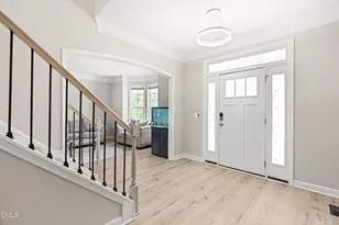900 Vandalia Dr, Cary, NC 27519 - Photo 9