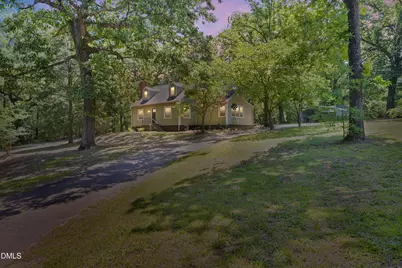 409 Forest Avenue, Broadway, NC 27505 - Photo 1