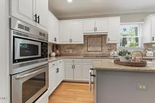 429 Grosvenor Dr, Raleigh, NC 27615 - Photo 29
