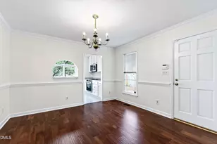 4305 Dinwiddie Ct, Raleigh, NC 27604 - Photo 7