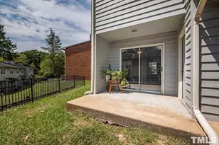 135 Coleridge Ct, Carrboro, NC 27510 - Photo 11