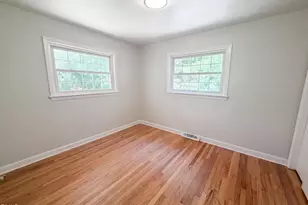 4225 Morton Dr, Durham, NC 27704 - Photo 9