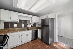 126 Spring Cove Dr, Cary, NC 27511 - Photo 5