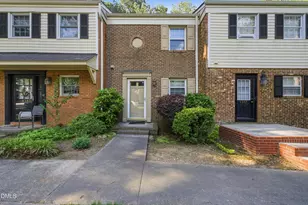 6355 New Market Way, Raleigh, NC 27615 - Photo 3