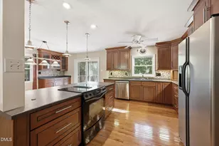 7904 Whitley Dr, Raleigh, NC 27613 - Photo 5
