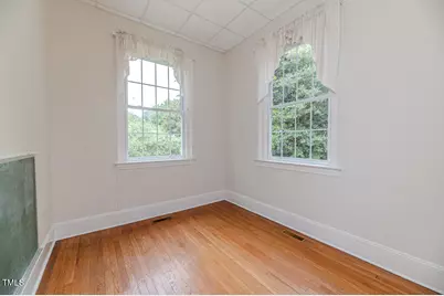 211 S Main Street, Broadway, NC 27505 - Photo 45