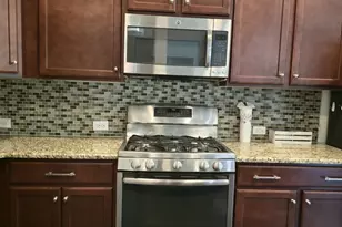 1011 Poplar St, Durham, NC 27703 - Photo 9