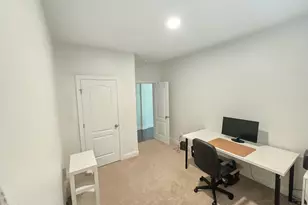 1011 Poplar St, Durham, NC 27703 - Photo 15