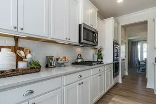 1257 Sidney Crk Dr, Zebulon, NC 27597 - Photo 9