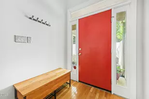 9 Tottenham Ln, Chapel Hill, NC 27517 - Photo 5