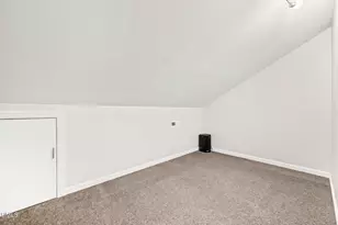 9 Tottenham Ln, Chapel Hill, NC 27517 - Photo 23