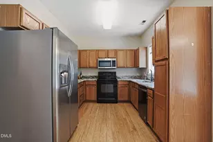 212 N Honey Springs Ave, Fuquay Varina, NC 27526 - Photo 13