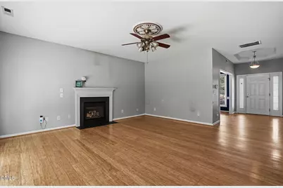 212 N Honey Springs Avenue, Fuquay Varina, NC 27526 - Photo 7