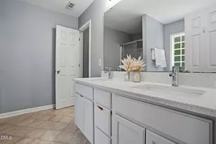 212 N Honey Springs Ave, Fuquay Varina, NC 27526 - Photo 25