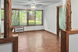 106 Pleasant Dr, Carrboro, NC 27510 - Photo 3